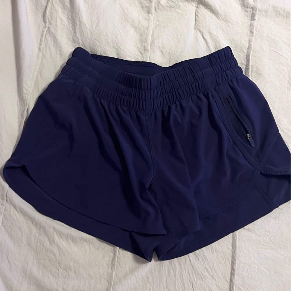 lululemon hotty hot 4” shorts